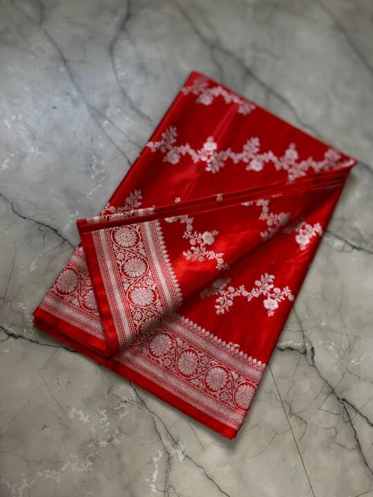 Banarasi handloom Mashru silk Saree - View 3