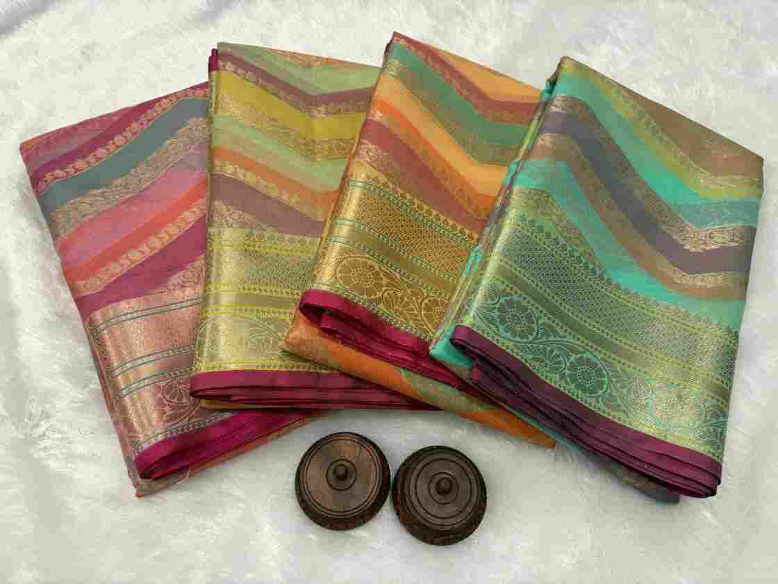 Patola Silk Leheriya Jacquard Saree with Zari Weaving & Blouse - View 2