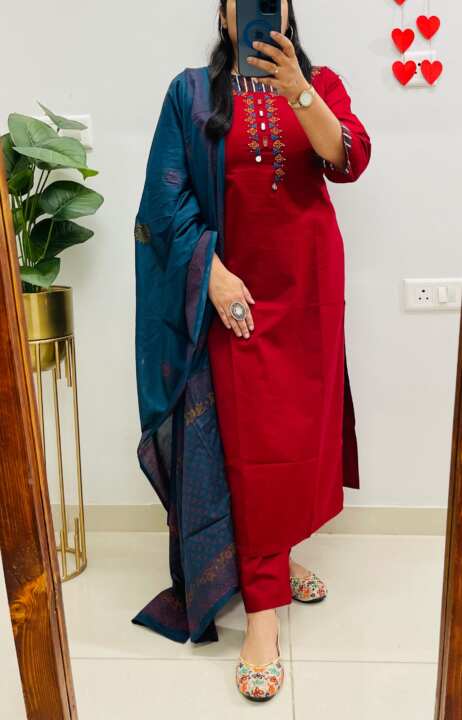 Azrakh Prints in Dhabu Cotton - View 10