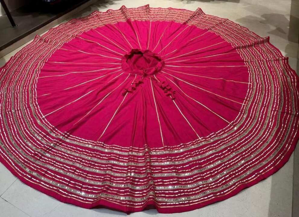 Tradetional Embroidered Full Gher Dandiya Skirt - View 6