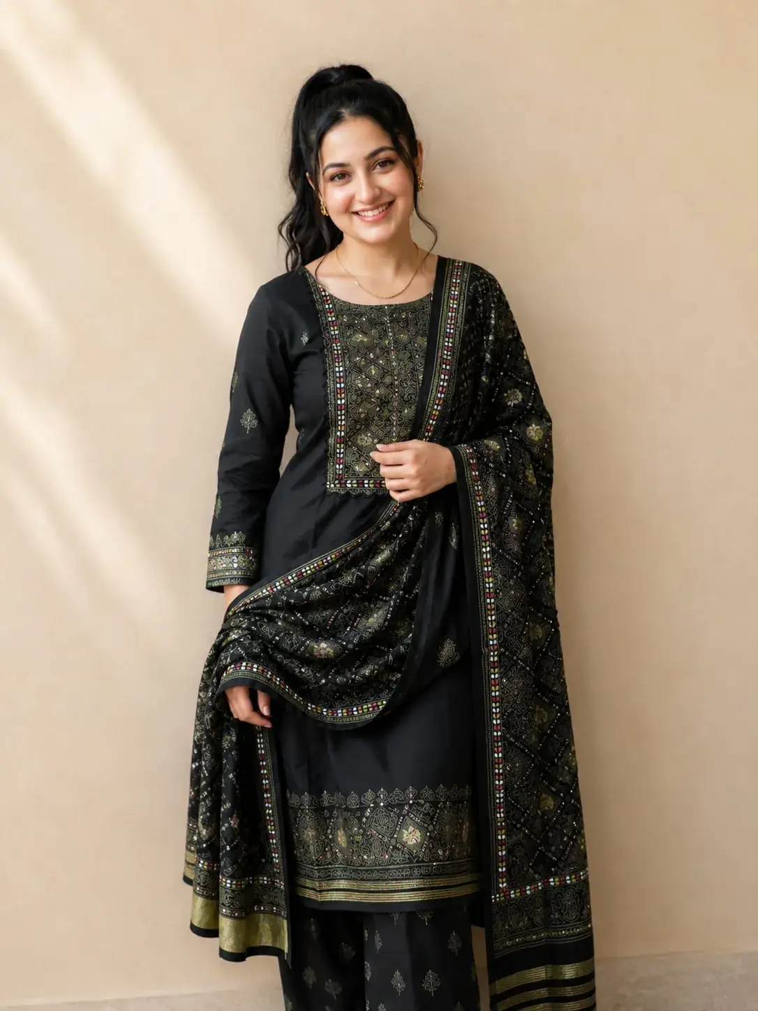 Zari Border Dupatta