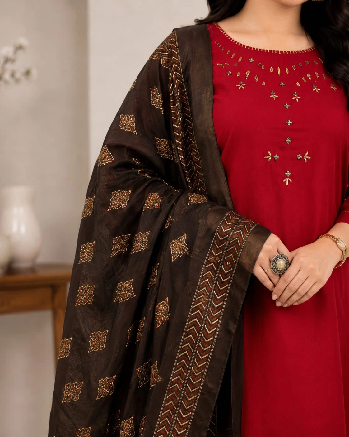 Red Pure Cotton Kurti Set with Black Printed Dupatta - View 2