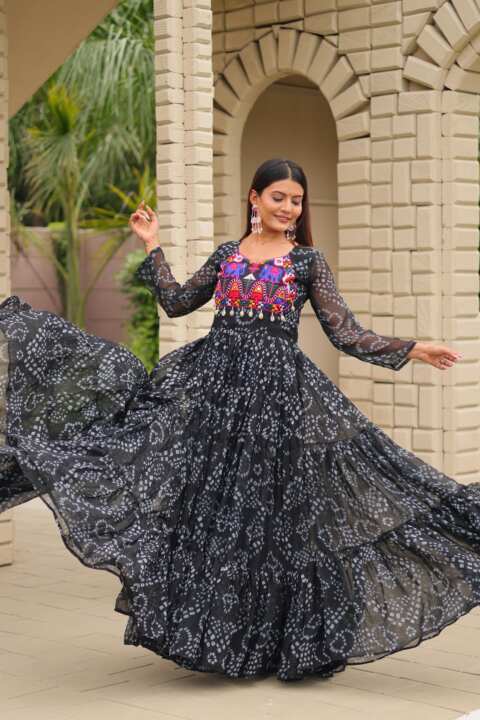 Navratri Special Kodi Lace & Gown - View 4