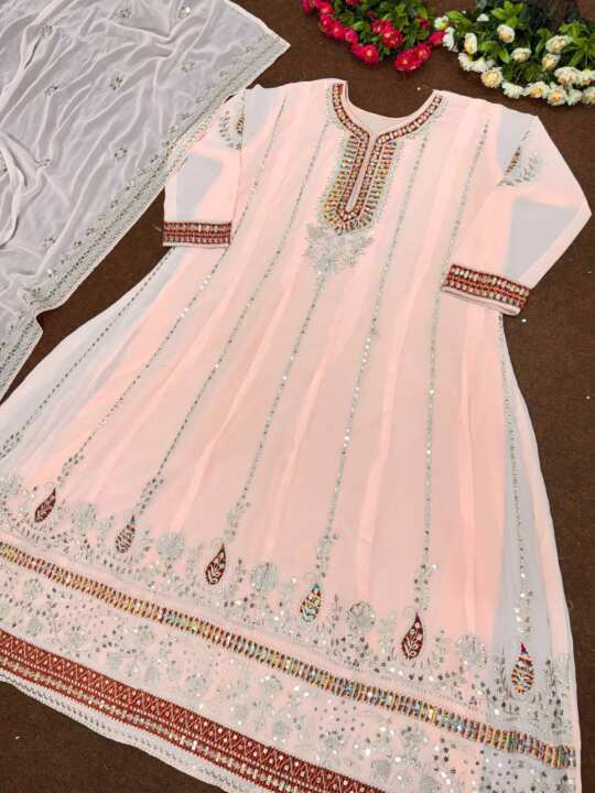 Party Wear Heavy Gown With Dupatta - View 18