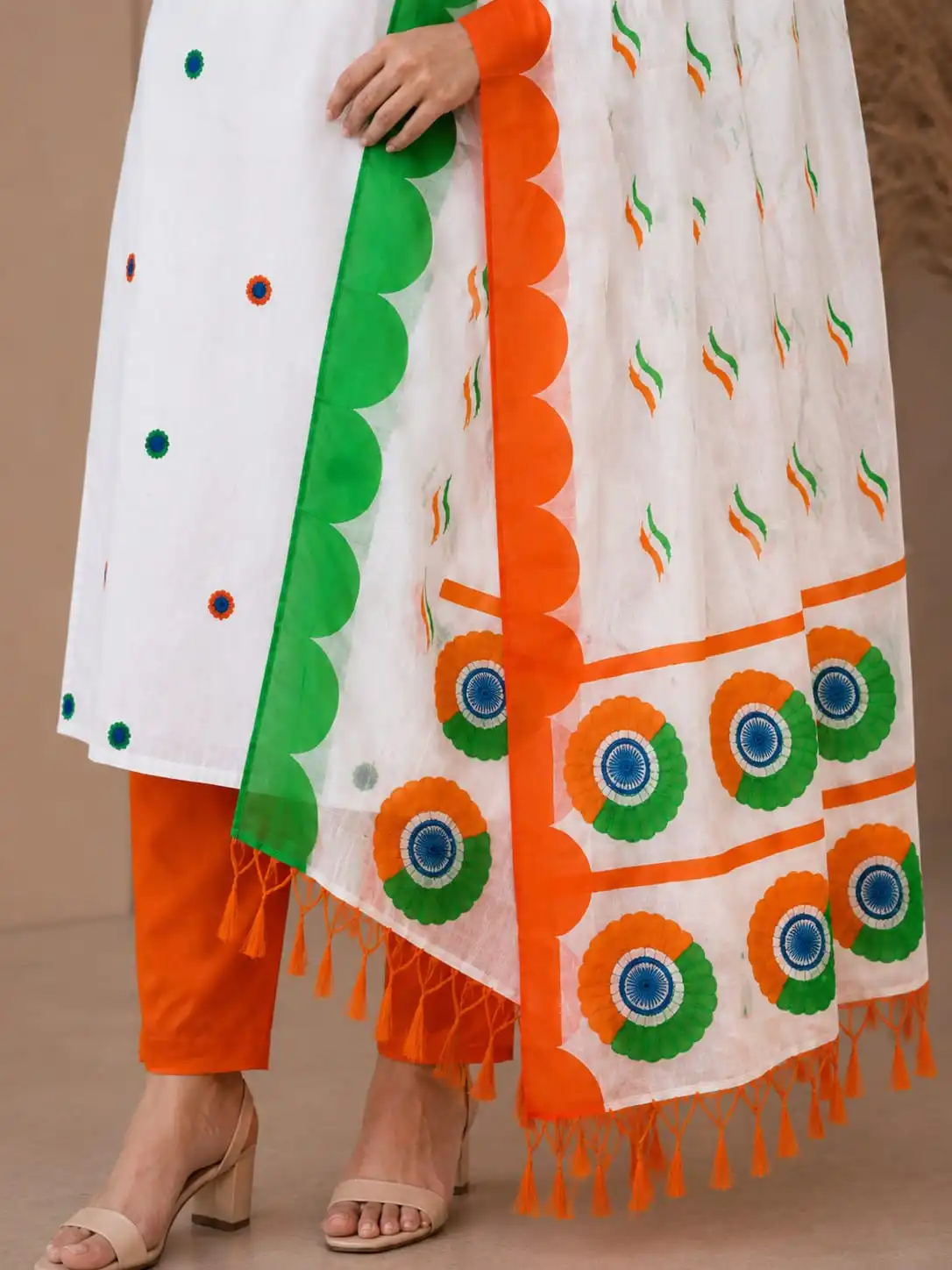 Fancy Tiranga Cotton Kurta Set & Dupatta - View 3