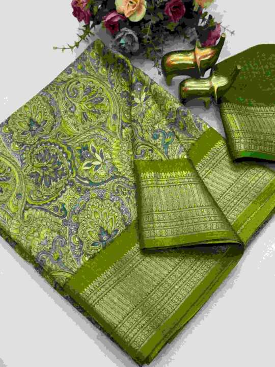 Georgette Allen Checks Saree with Jacquard Border & Blouse (Olive Green)