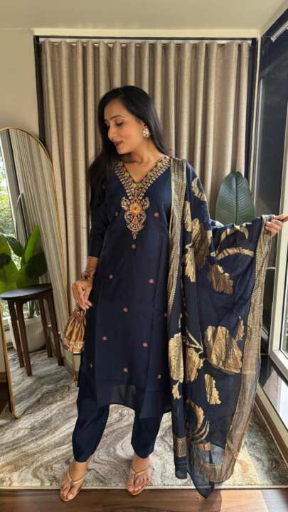 PURE HEAVY ROMAN SILK KURTI PANT SETS - View 8