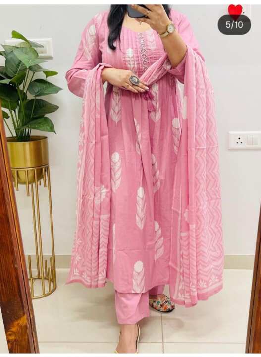 New anarkali kurta set with Cotton Pant & Malmal Dupatta - View 6