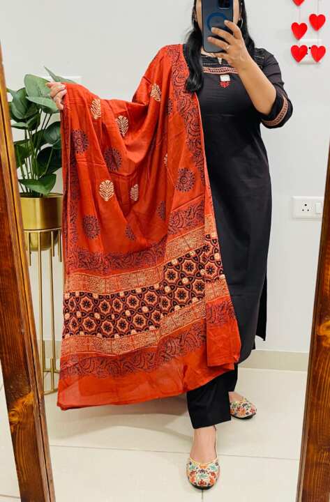 Azrakh Prints in Dhabu Cotton - View 4